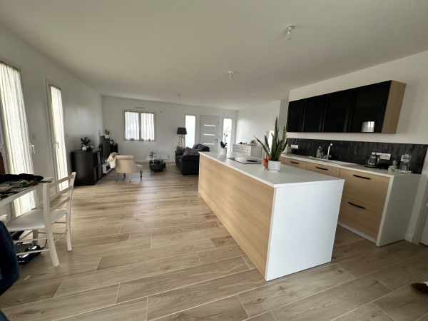 Carrelage imitation parquet intérieur modern  à Mainvilliers